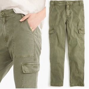 JCrew cropped cargo pants in olive. Cute, cool, flattering with stretch. EUC